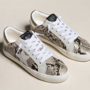 Steve Madden Philosophy Sneakers